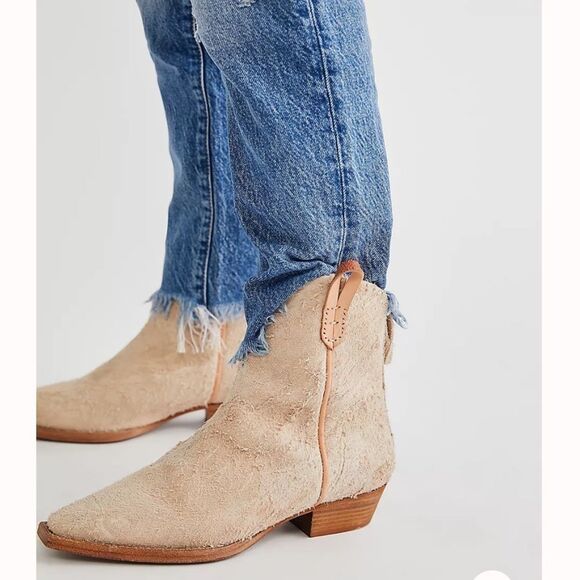 We the Free made in Portugal size 37 1/2 Wesley Ankle Boots Color: English Khaki - Picture 2 of 7